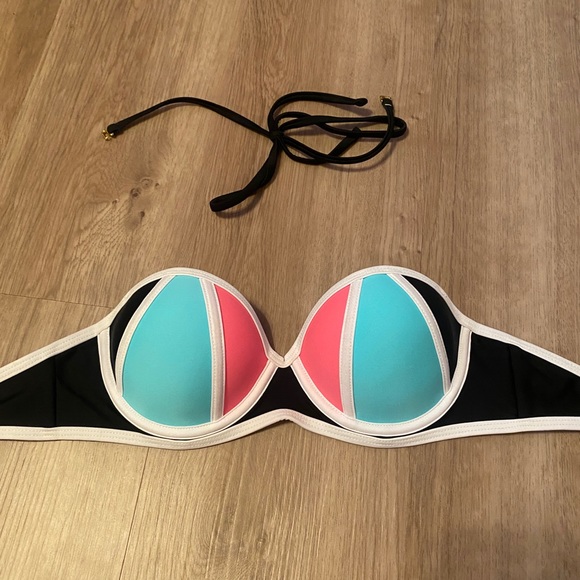 Colorful bikini top - Picture 2 of 6